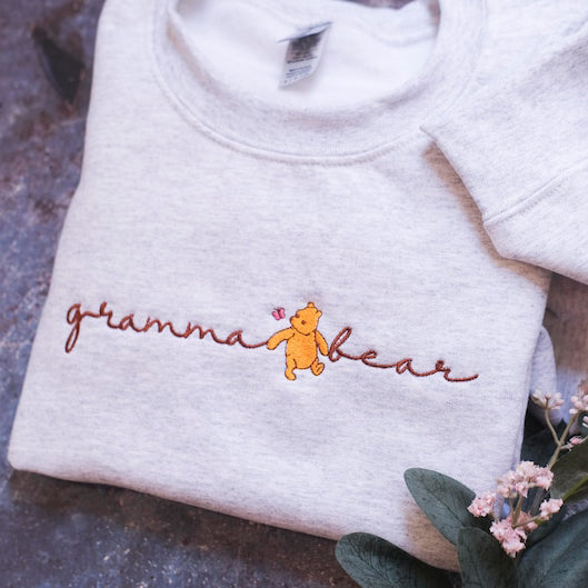 Custom Mama Bear Embroidered Sweatshirt with Kid Name on Sleeve HCMD0273