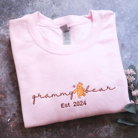 Custom Mama Bear Embroidered Sweatshirt with Kid Name on Sleeve HCMD0273